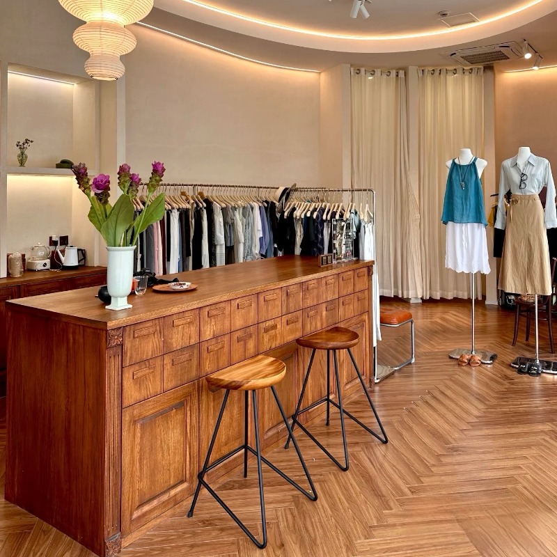 صفحة الخروج لمتجر الملابس في ا - مراجعة Office Furniture Buyers وسعره